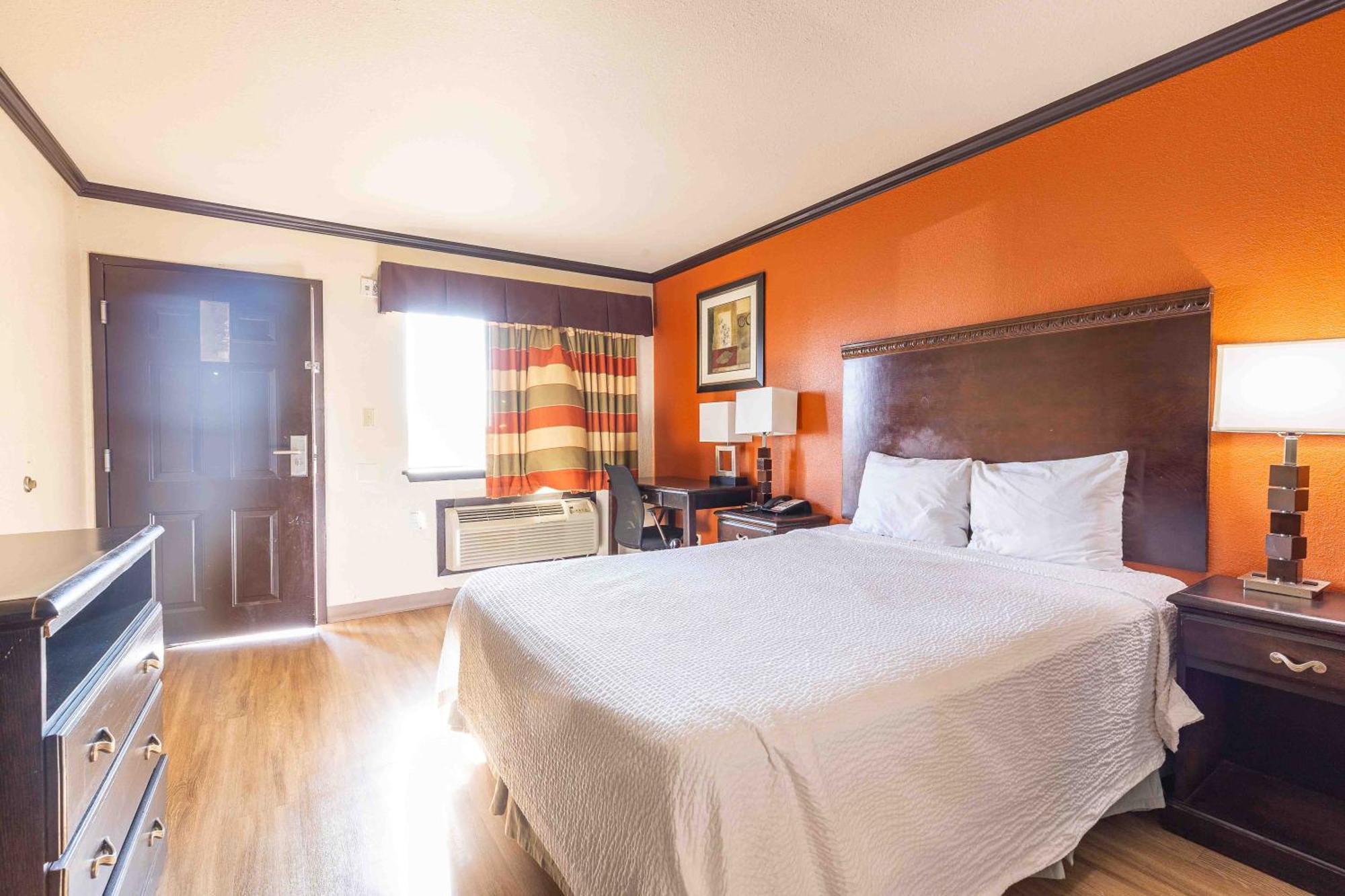 Days Inn By Wyndham Oklahoma City/Moore מראה חיצוני תמונה
