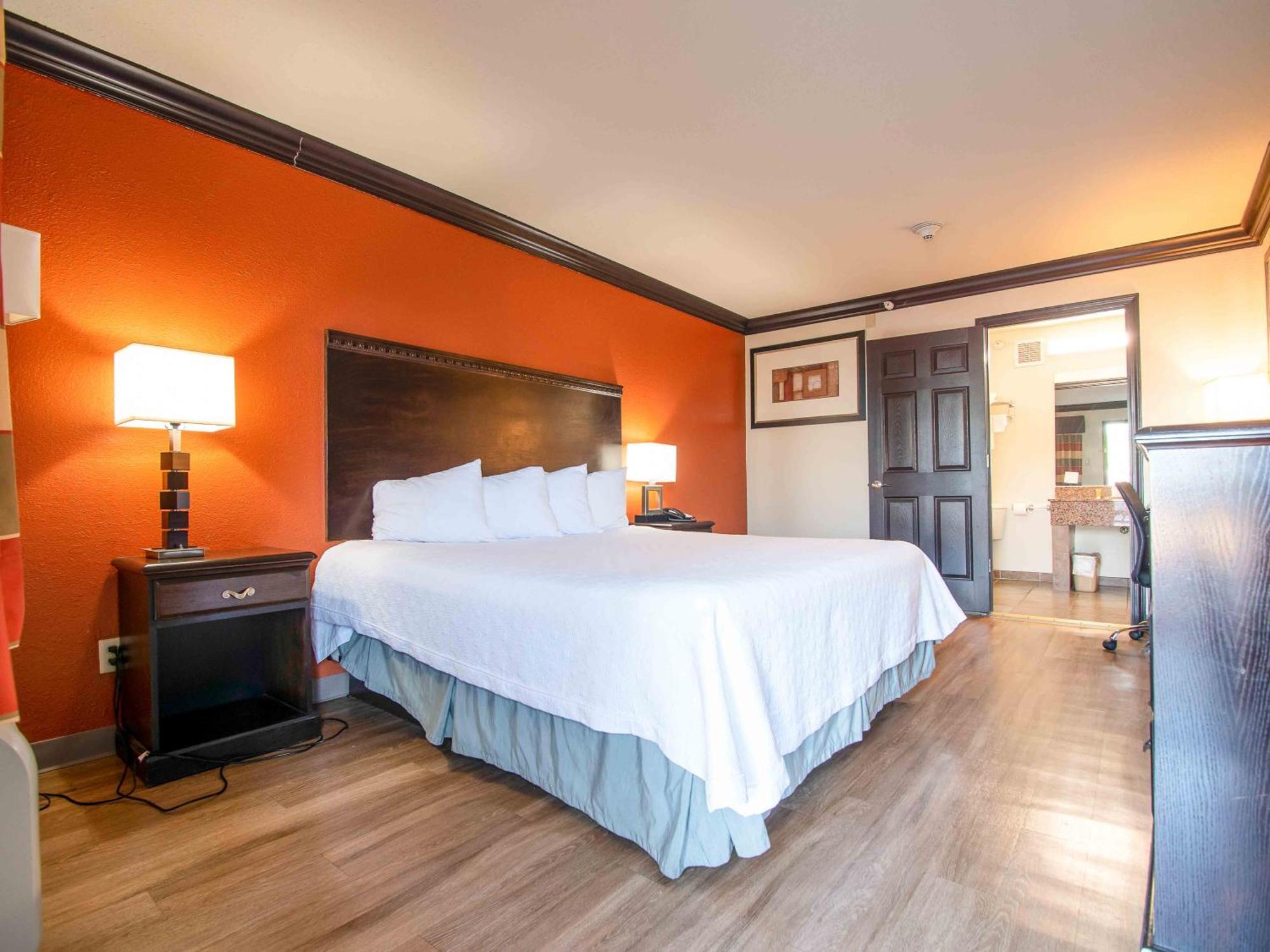 Days Inn By Wyndham Oklahoma City/Moore מראה חיצוני תמונה