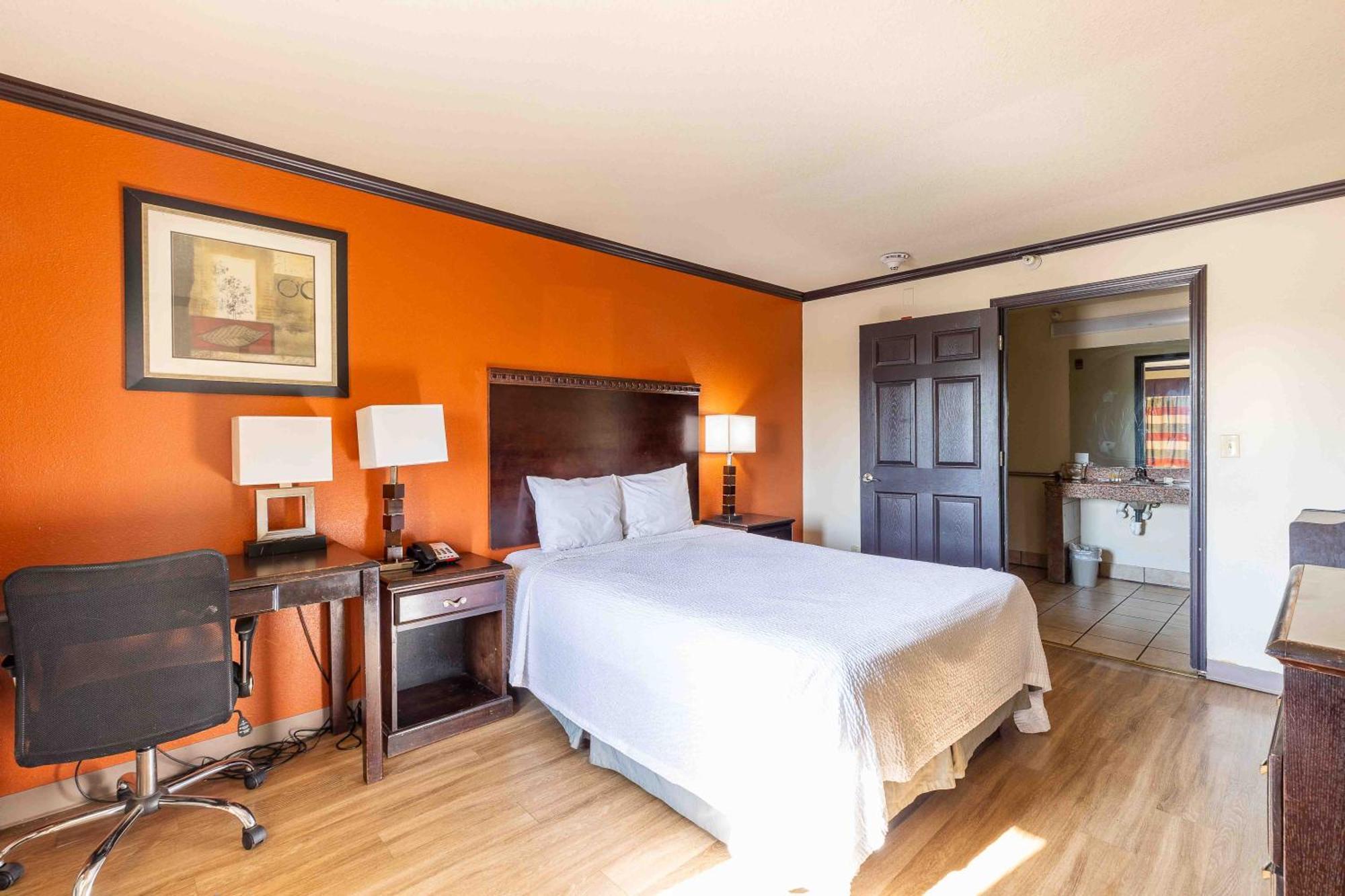 Days Inn By Wyndham Oklahoma City/Moore מראה חיצוני תמונה